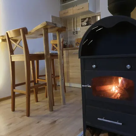 Semesterbostad Balatoni Preshaziko *