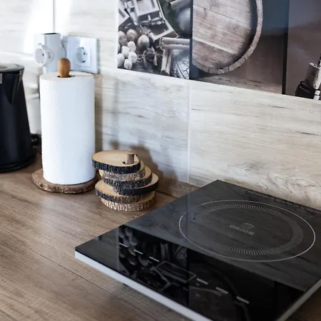 Semesterbostad Balatoni Preshaziko *