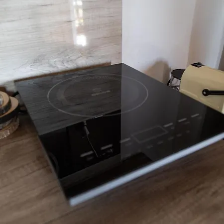 Semesterbostad Balatoni Preshaziko Szolosgyorok